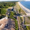 Der Kurplatz im Ostseebad Göhren mit dem historischen Kurpavillon direkt in Strandnähe